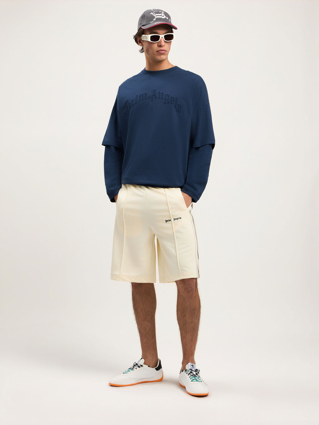 Curved Logo Double Long-Sleeved T-shirt