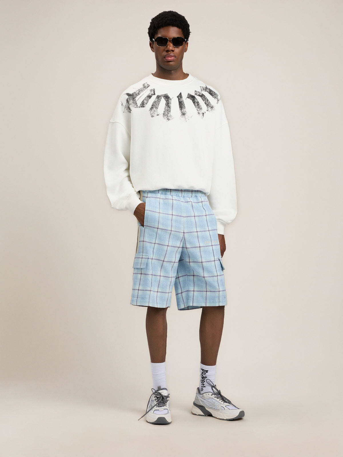 Big Neck Logo Loose Sweatshirt