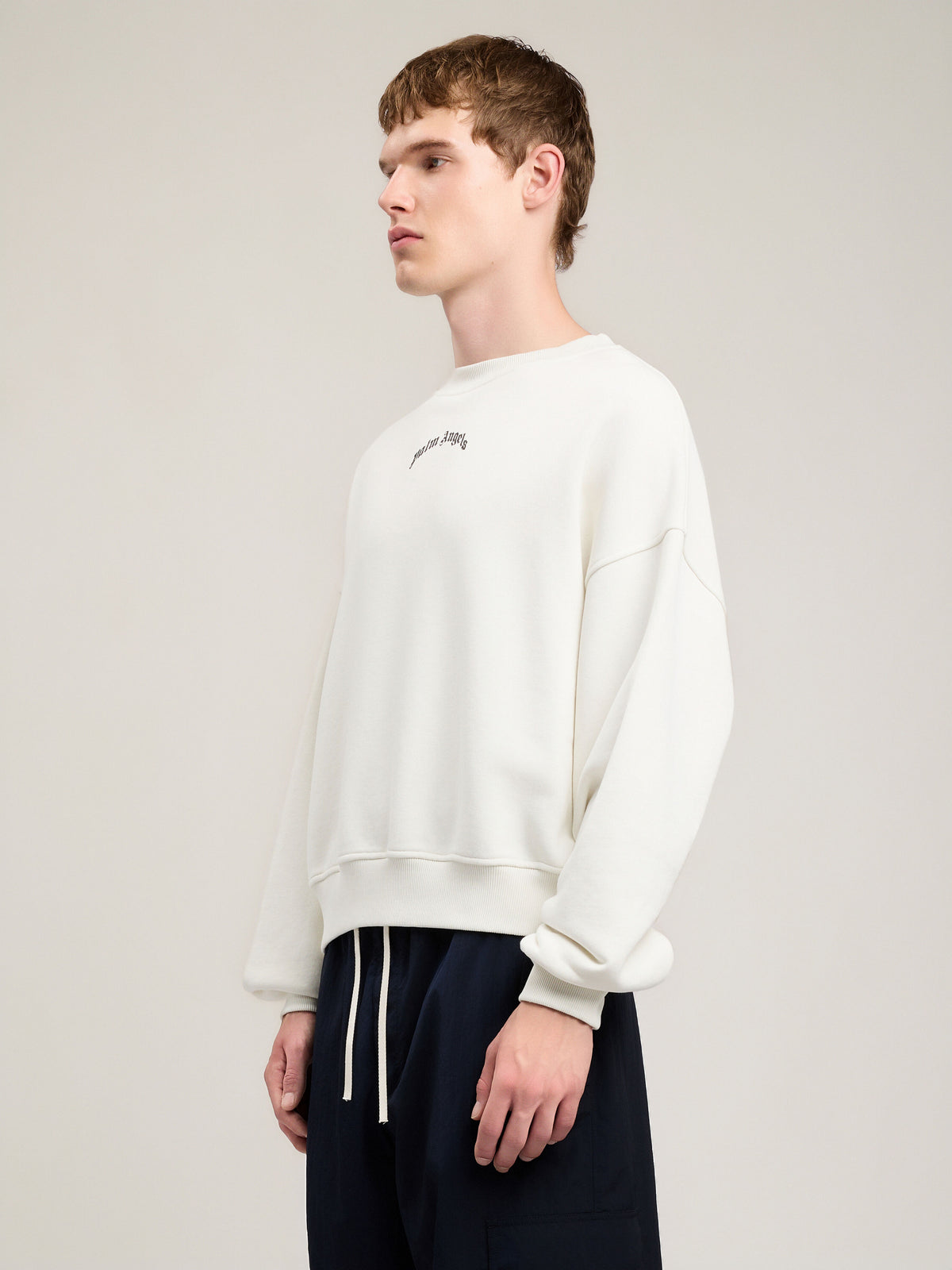 Back Curved Logo Loose Sweatshirt